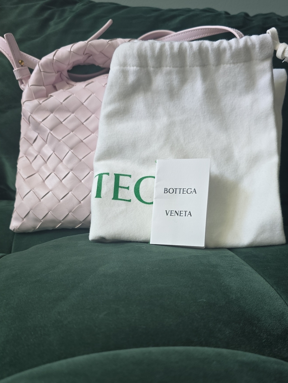 BOTTEGA VENETA Calfskin Intrecciato Mini Hop in Pink - Picture 4 of 7